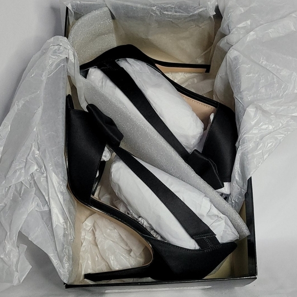 I. Miller Satin Bow Black 4 Inche High Heel - Picture 11 of 14